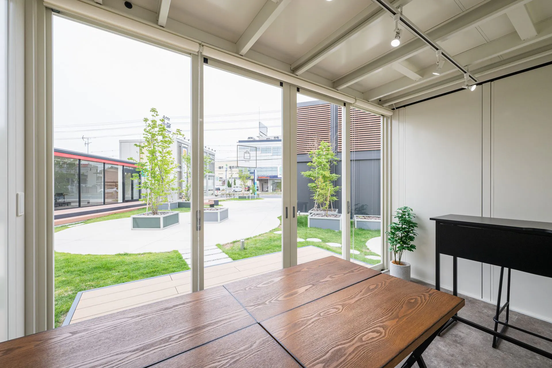 【大阪府堺市】自主企画マルシェやポップアップストアに最適なお手頃価格のレンタルスペース「Shop」/敷地全体の貸切イベント開催も可能!