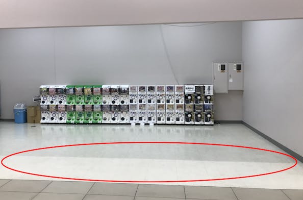 【西友新座店】1階レジ後方　プロモーション用途や物販、食物販のポップアップストアに最適なスーパー店内催事イベントスペース