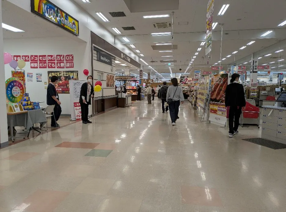 【イオンスーパーセンター南相馬】パン工場前 販促プロモーションや物販に最適なスーパー店内催事イベントスペース