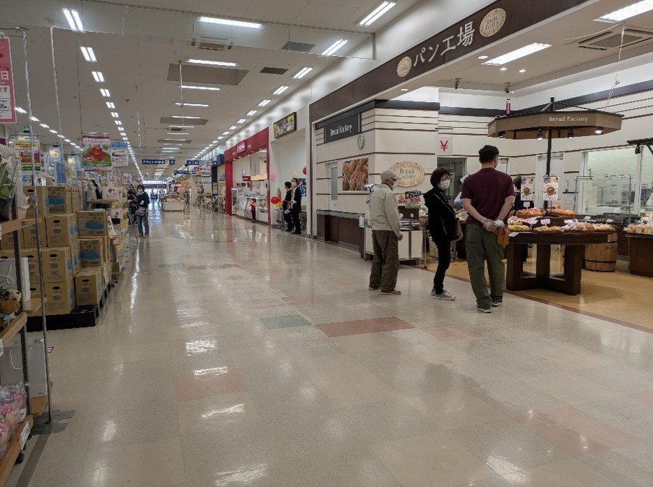 【イオンスーパーセンター南相馬】食品入口側催事スペース 販促プロモーションや物販に最適なスーパー店内催事イベントスペース