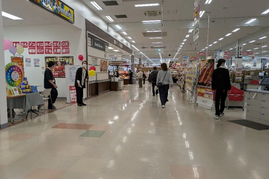 【イオンスーパーセンター南相馬】食品入口側催事スペース 販促プロモーションや物販に最適なスーパー店内催事イベントスペース