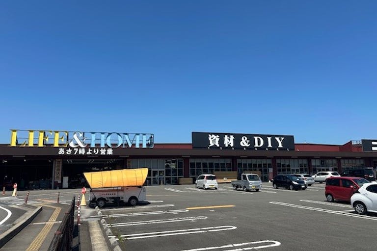 【スーパーセンターニシムタ人吉店HOME&DIY館】食物販や販促プロモーションに利用可能な店頭にあるイベントスペースの画像2