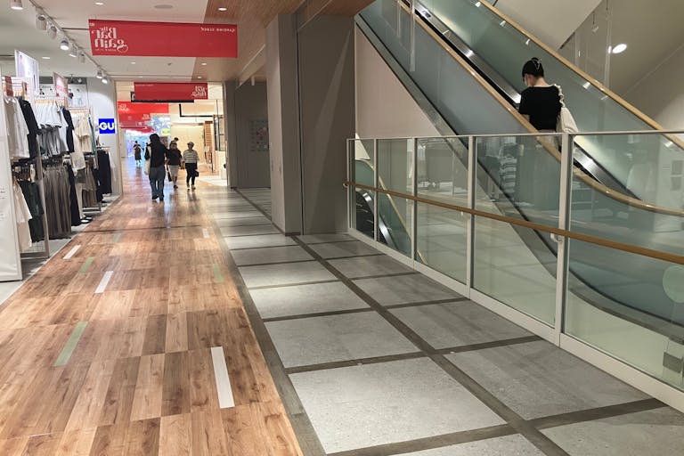 【KAMEIDO CLOCK】3階エスカレーター横 物販、食物販のポップアップストアや販促プロモーションに最適な催事イベントスペースの画像4