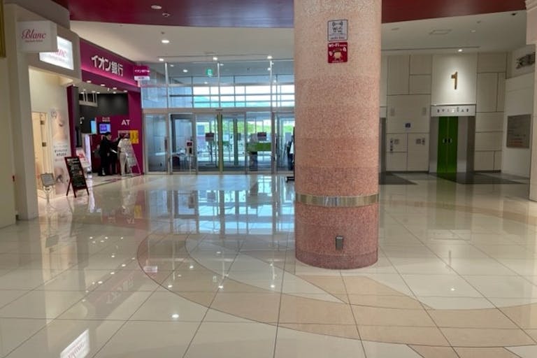 【イオンモール天童】センターコートの画像2