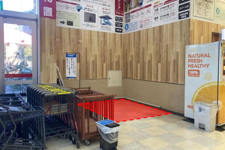 【ユニディ松戸ときわ平店】1階風除室 プロモーション・物販に最適な風除室イベントスペースの画像3