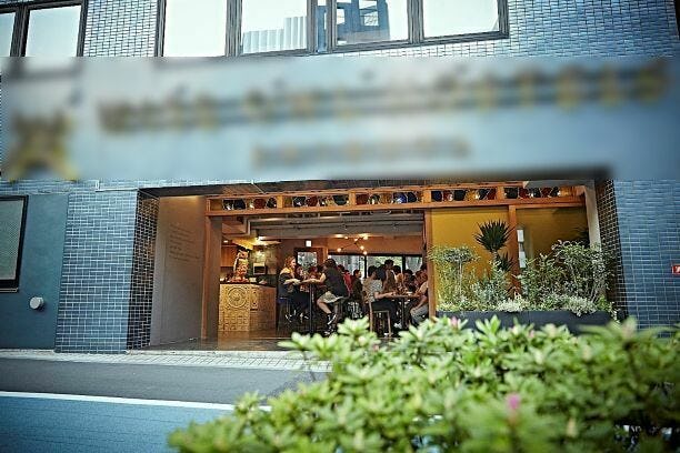 【神泉駅10分】飲食イベントやワークショップに適した通気性の良いお洒落な路面スペース
