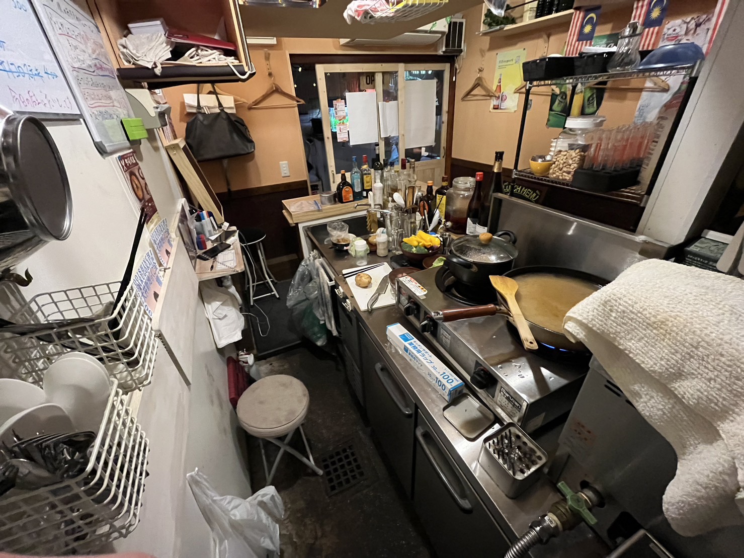 【大井町駅3分】食物販のポップアップストアや麺類やカレー等の飲食間借り営業に最適な駅前好立地の飲食店可能なイベントスペース