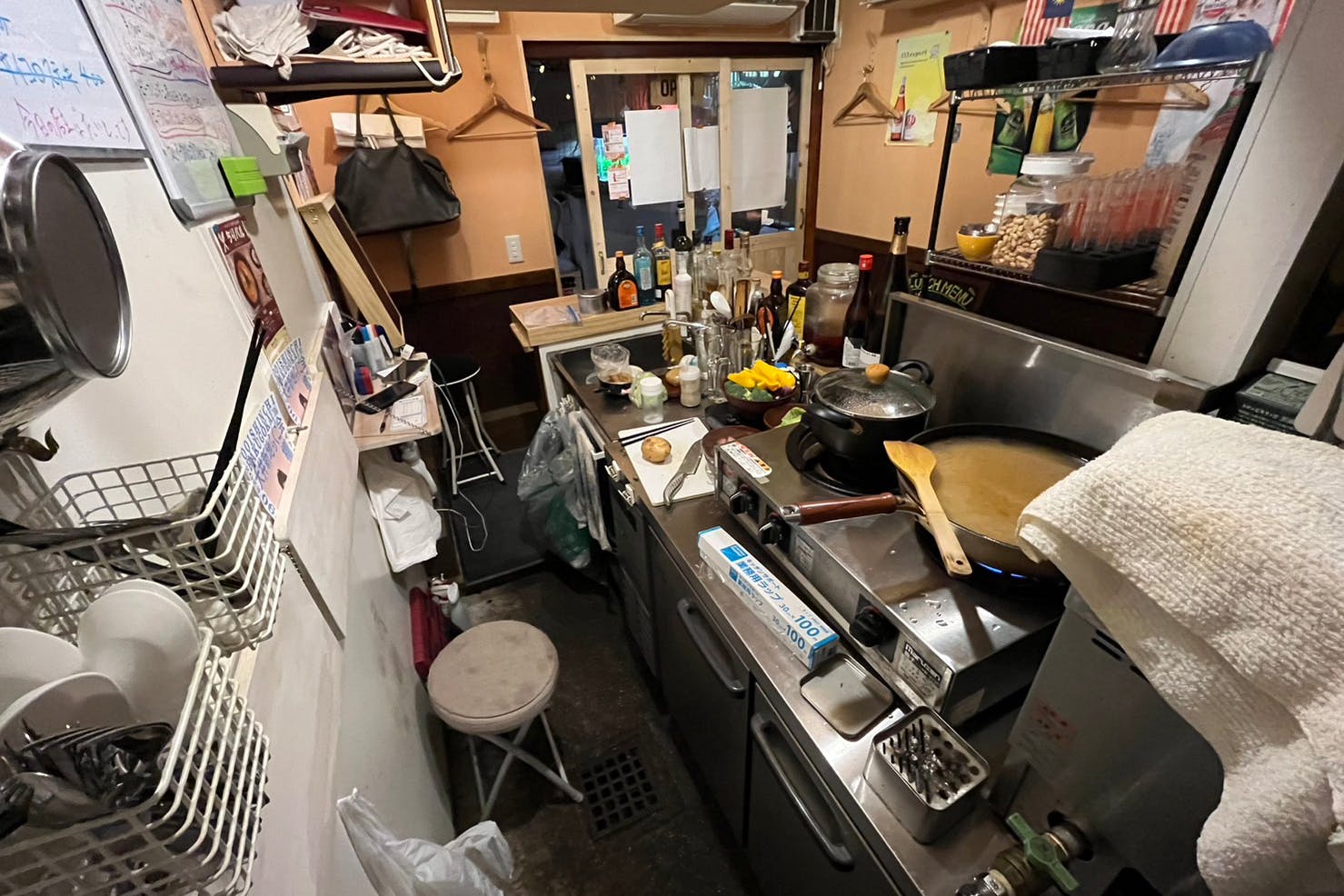 【大井町駅3分】食物販のポップアップストアや麺類やカレー等の飲食間借り営業に最適な駅前好立地の飲食店可能なイベントスペース