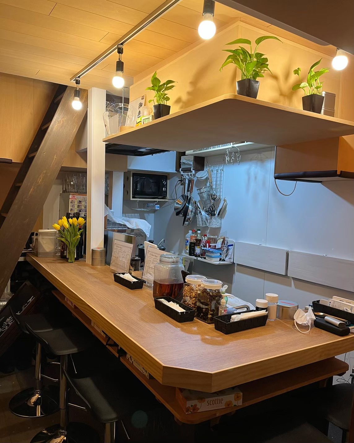 【大井町駅3分】食物販のポップアップストアや麺類やカレー等の飲食間借り営業に最適な駅前好立地の飲食店可能なイベントスペース