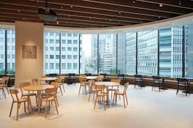 【東京駅1分】イベントや展示会、セミナー等に最適なプロジェクター付き132㎡の広々スペース