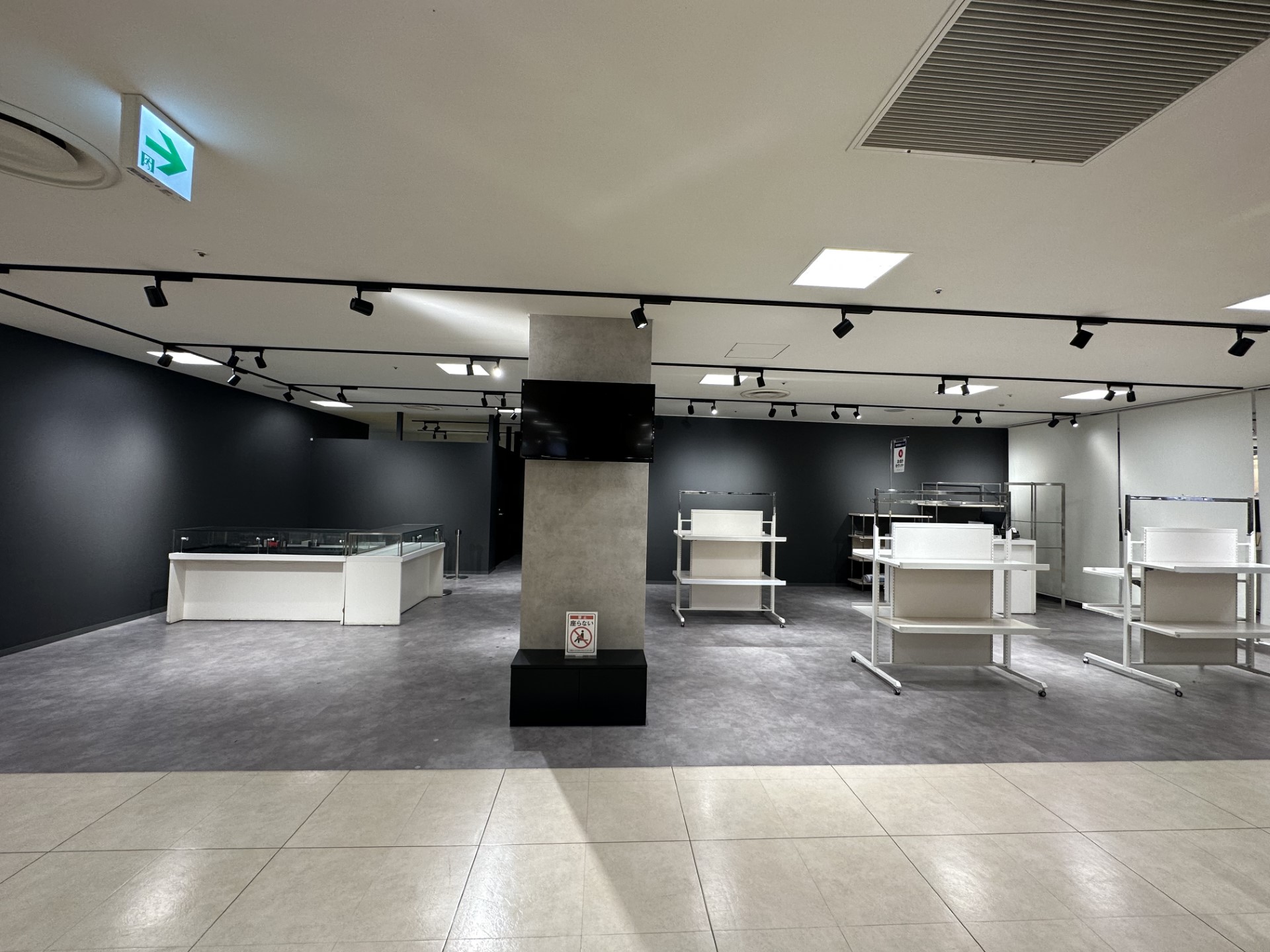 【海老名マルイ】5階 カレンダリウムC01【物販・PR・ワークショップ】アニメイベントや絵画展などに最適