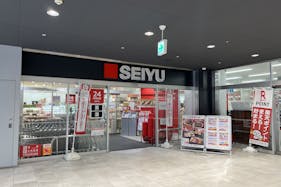 【西友 錦糸町店】B1F下りエスカレーター前 プロモーション用途や物販、食物販のポップアップストアに最適なスーパー店内催事イベントスペース