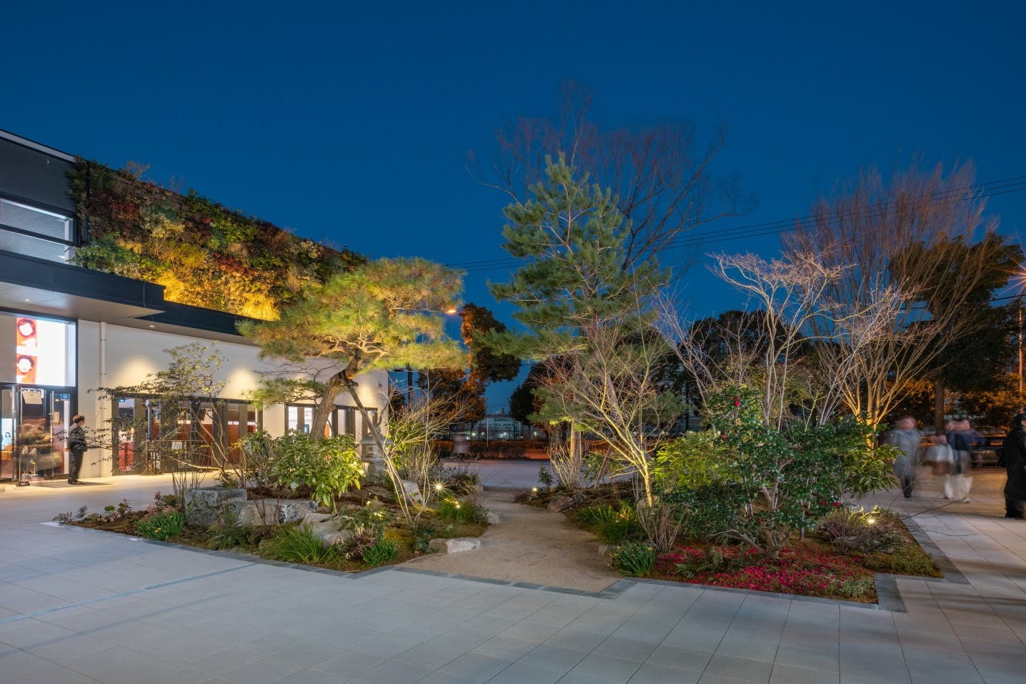 【森ノ宮駅5分/クールジャパンパーク大阪】キッチンカーや販促プロモーションに適したホール付近の屋外スペース