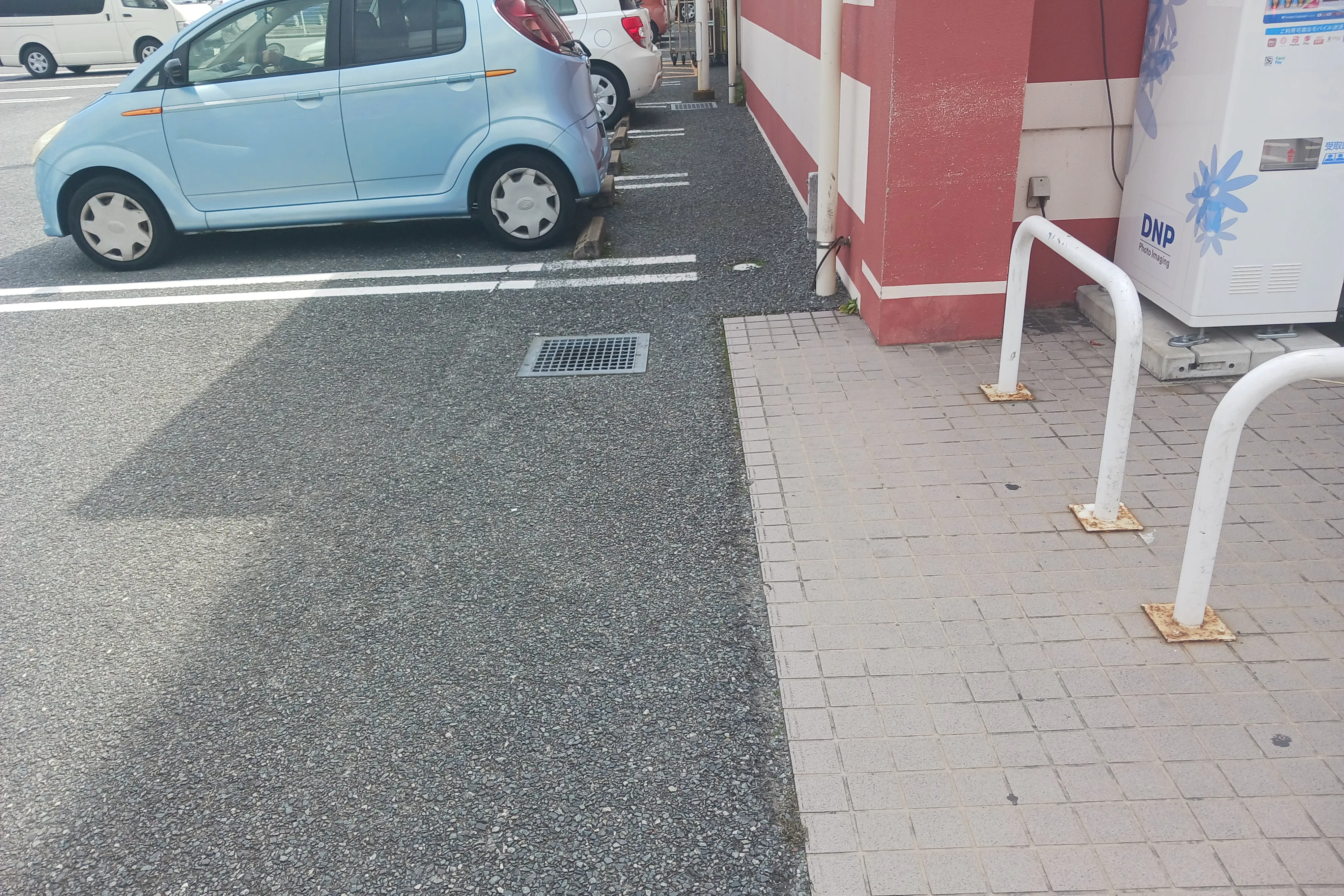 【西鉄ストア有田店】駐車場スペース(店内入口横) 販促プロモーションやキッチンカー出店に最適なスーパー屋外催事イベントスペース