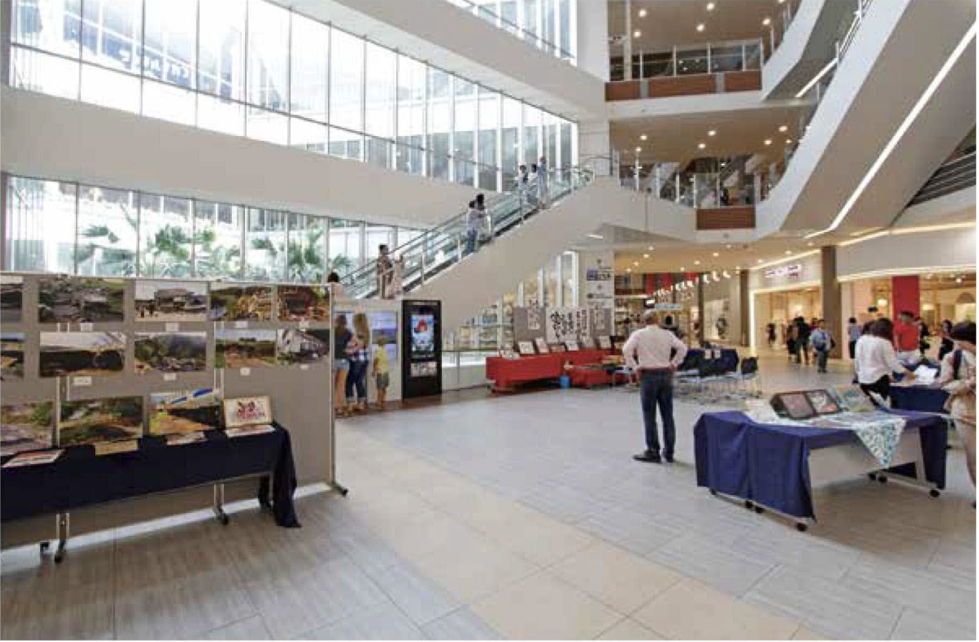 【イオンモール沖縄ライカム】2F ネイチャーコート