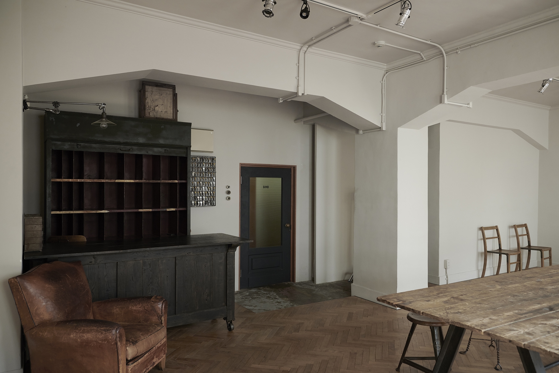 【茅場町駅1分】各種撮影やプロモーションに適した歴史のあるスタジオ