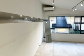 【薬院大通駅8分】天神・警固エリア|ポップアップストアやスタジオ撮影に利用可能なレンタルスペース