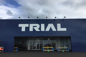 【スーパーセンタートライアル出水黄金店】キッチンカー(調理営業)出店限定/屋外スペース