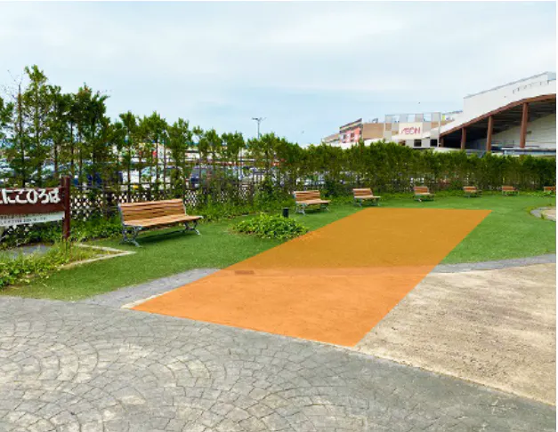 【イオンモールかほく*】中央入口にこにこ広場横（屋外）の画像