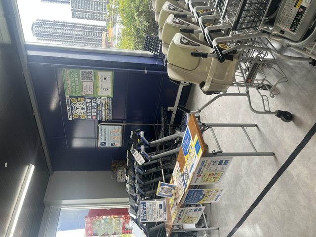 【スーパーセンタートライアルアイランドシティ店】風除室※ウォーターサーバーは利用いただけません