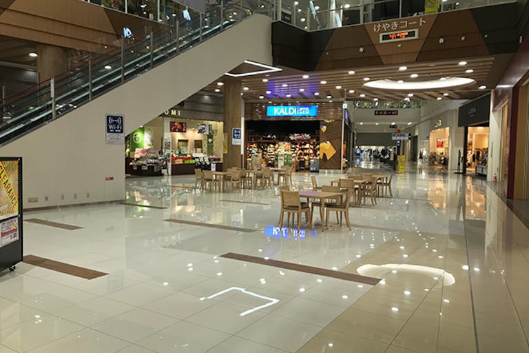 【イオンモール名取】1F けやきコートの画像1