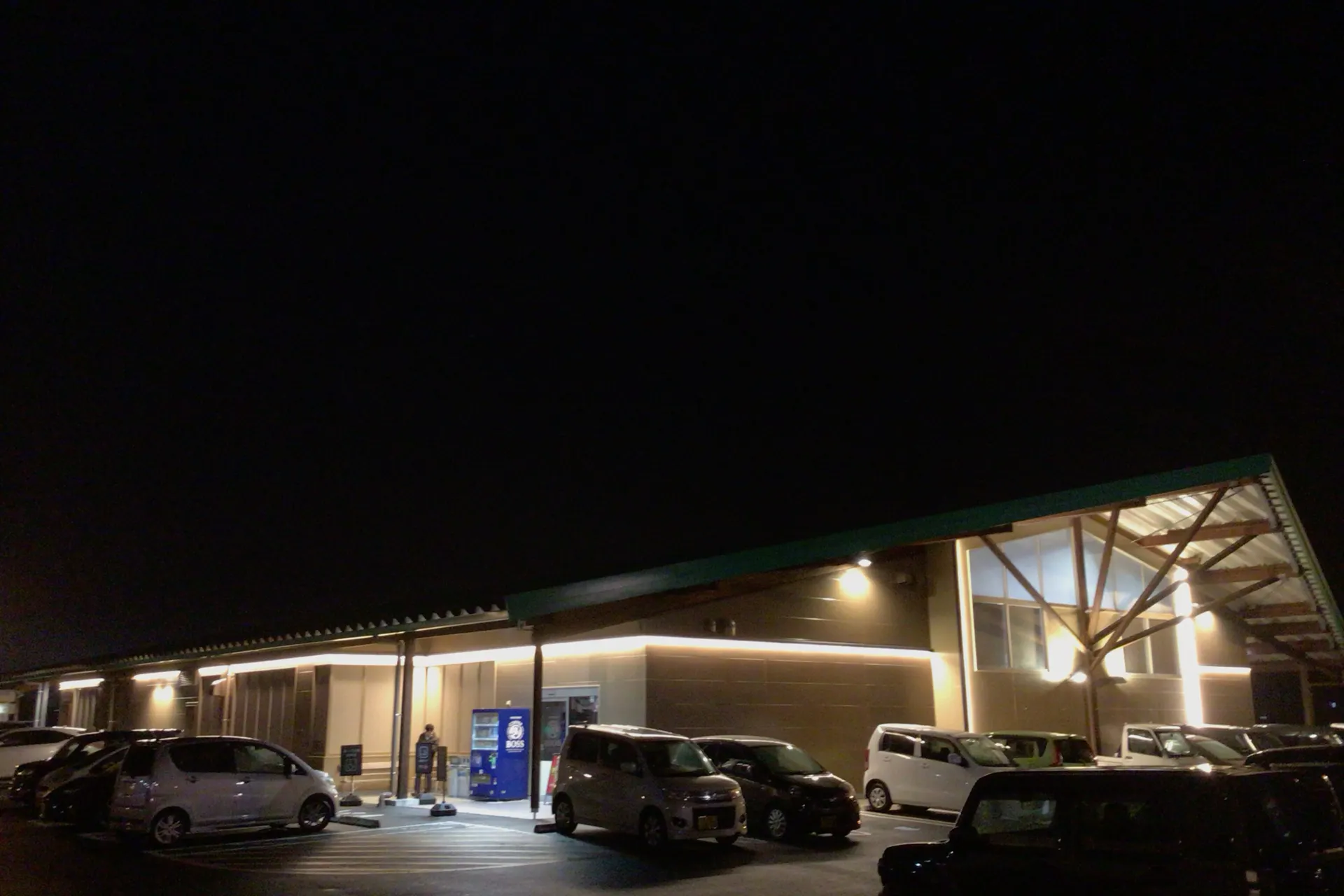 【ダイナム佐賀唐津店】キッチンカー出店やプロモーションイベントに最適なアミューズメント施設のイベントスペース