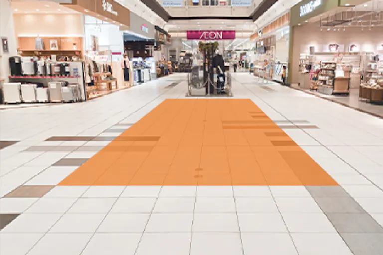 【イオンモール四日市北*】1Fスリーコインズプラス前の画像1