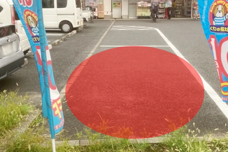 【くすりの福太郎北葛西店】キッチンカーや各種物販、PRイベントに最適なドラッグストア敷地内にあるスペース(中央駐車場)