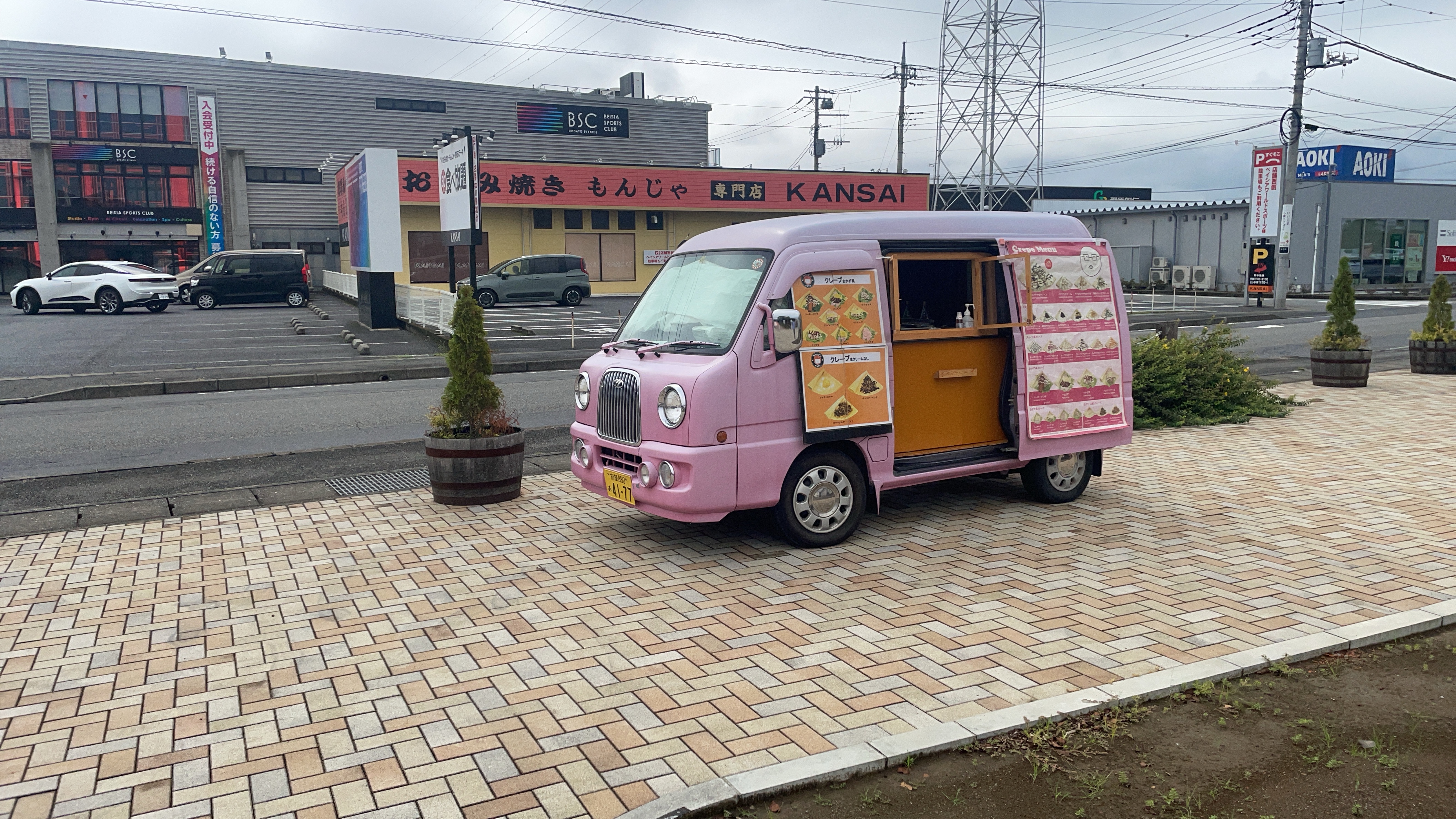 【くすりの福太郎北葛西店】キッチンカーや各種物販、PRイベントに最適なドラッグストア敷地内にあるスペース（中央駐車場）の画像6