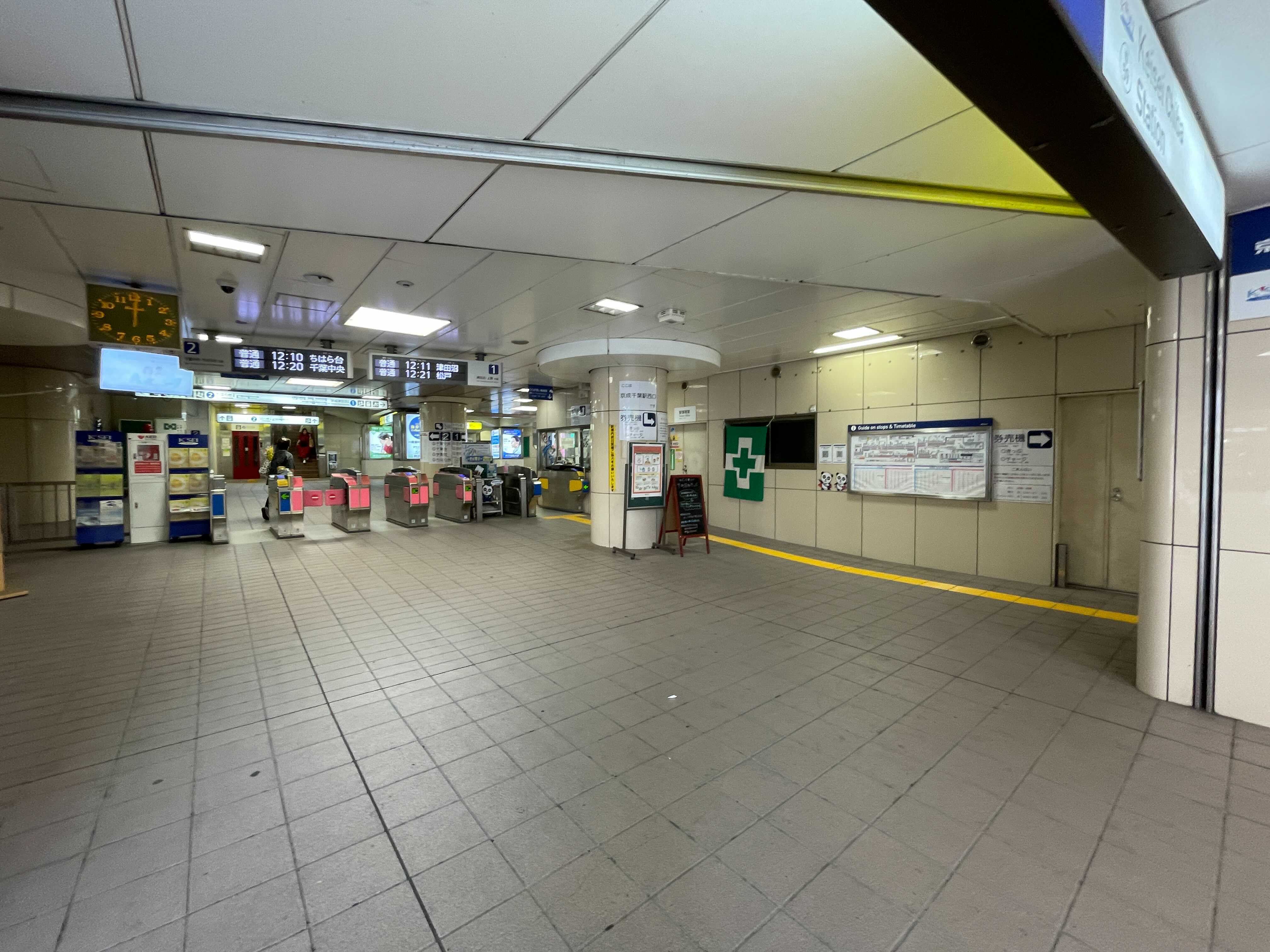 【京成千葉駅】食物販やポップアップストアに最適な人の流動が多い改札前コンコース