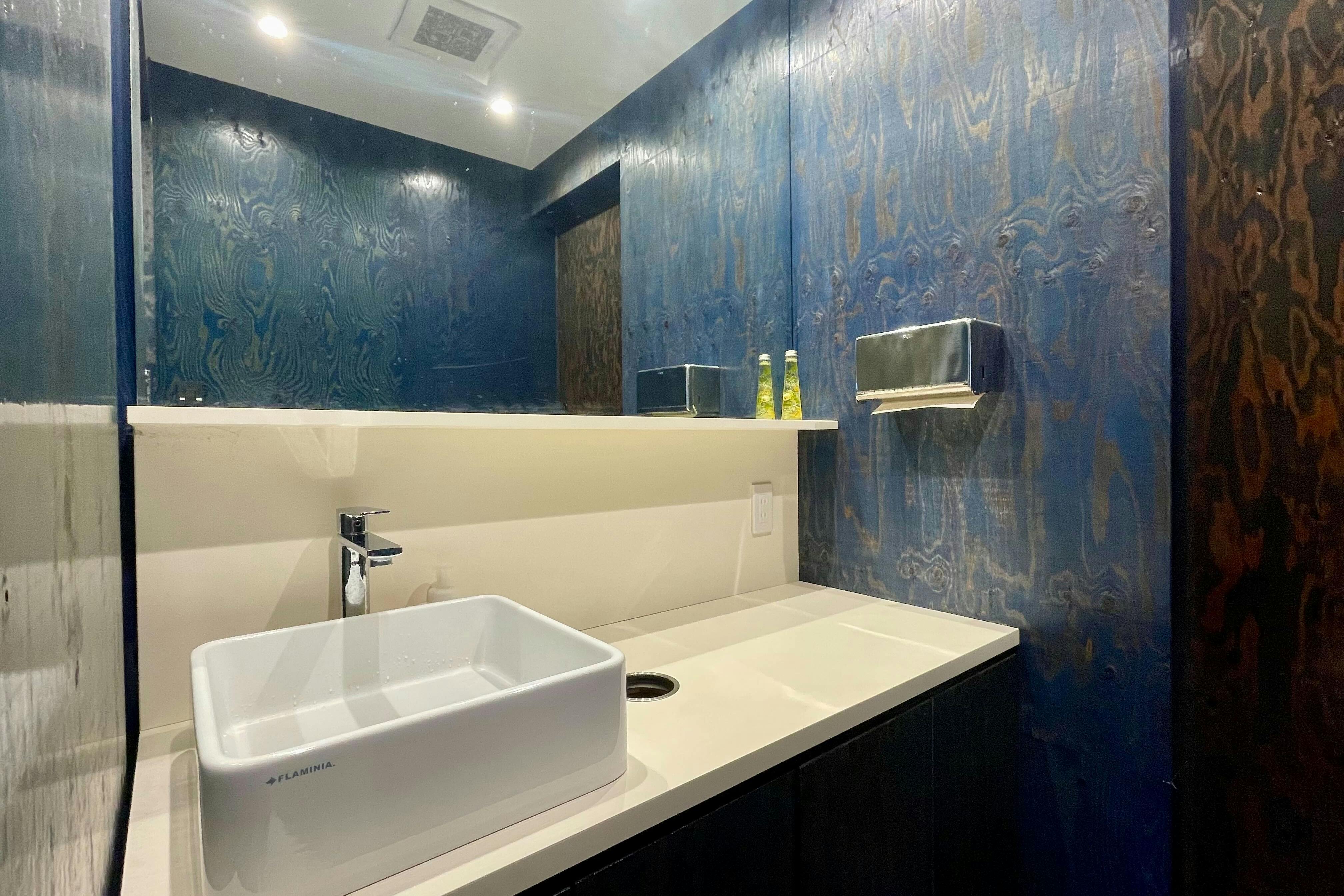 【北参道駅徒歩1分】渋谷・新宿エリアでアクセス抜群|イベント・撮影・飲み会に最適なレンタルスペース