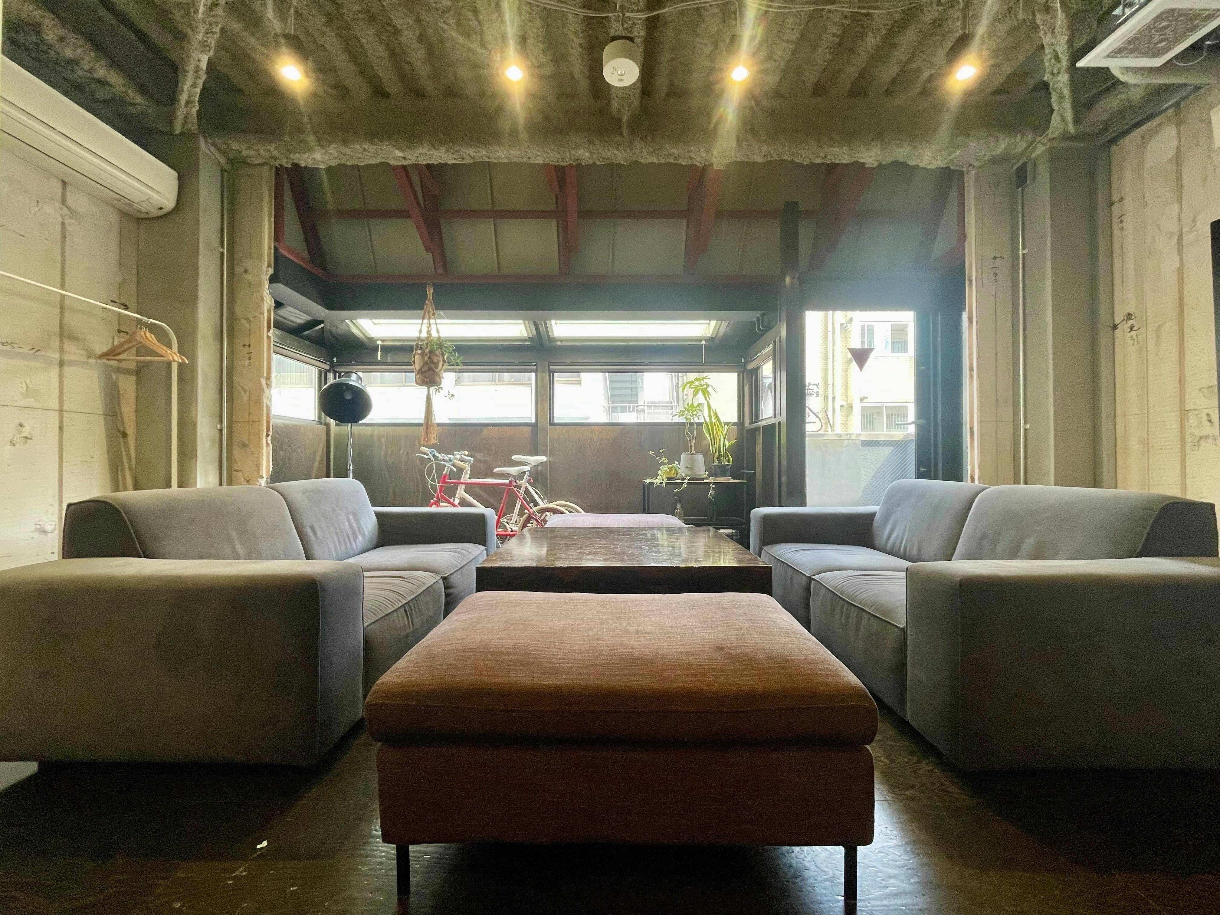 【北参道駅徒歩1分】渋谷・新宿エリアでアクセス抜群|イベント・撮影・飲み会に最適なレンタルスペース