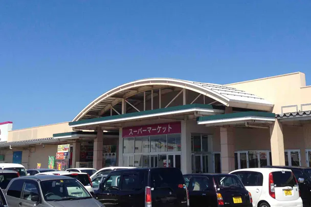 【イオンスーパーセンター本荘店】キッチンカーの出店に最適なスーパーセンター内の屋外イベントスペース