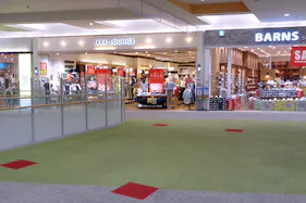 【イオンモール大高*】3F バーンズソーホーストリート前