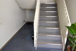 【一橋学園駅1分】物販、食物販のポップアップストアや携帯電話のプロモーションに最適なビル1階のエントランススペース