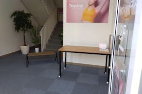 【一橋学園駅1分】物販、食物販のポップアップストアや携帯電話のプロモーションに最適なビル1階のエントランススペース