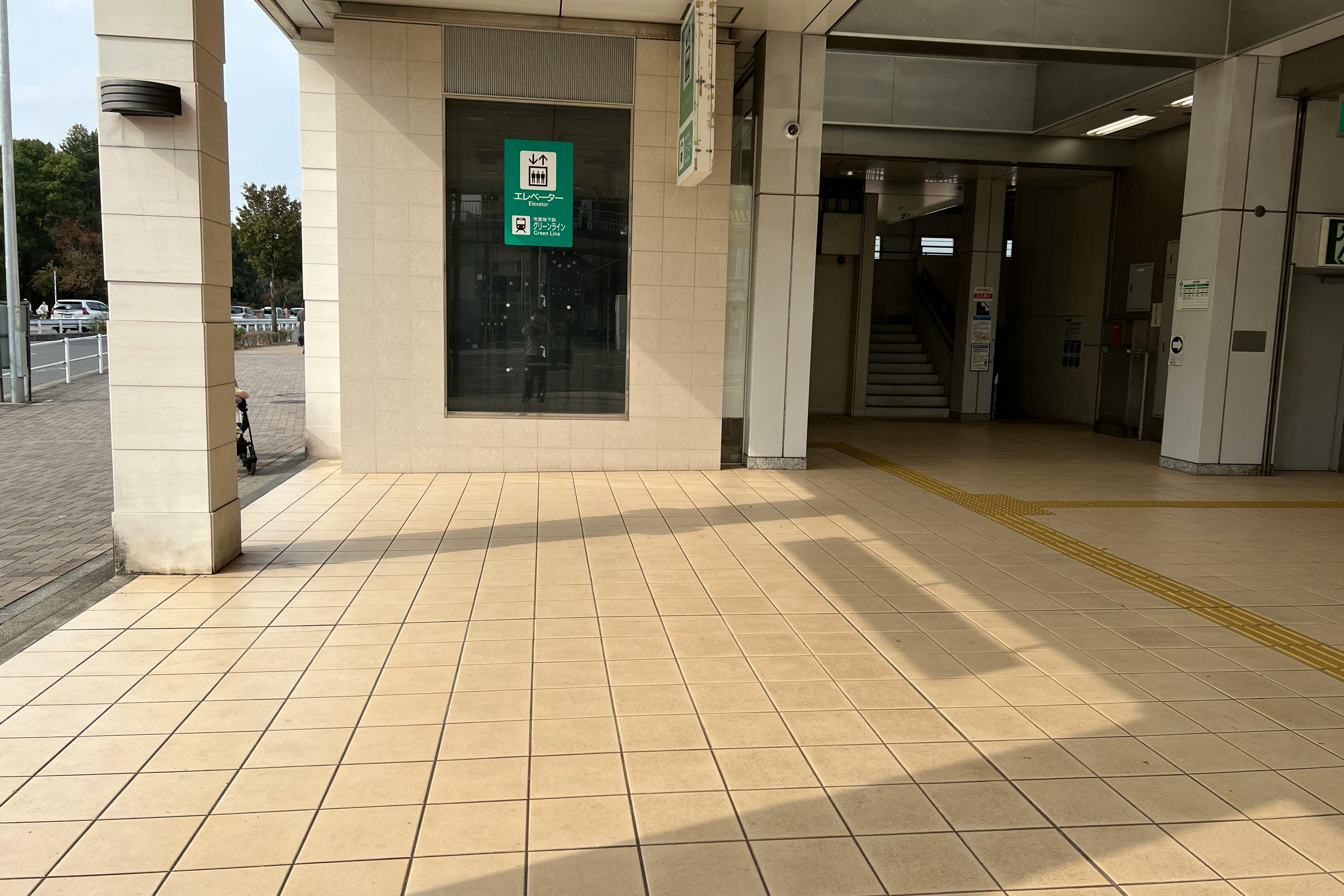 【横浜市営地下鉄グリーンライン北山田駅】各種プロモーションや物販、食物販のポップアップストアに最適な改札外イベントスペース