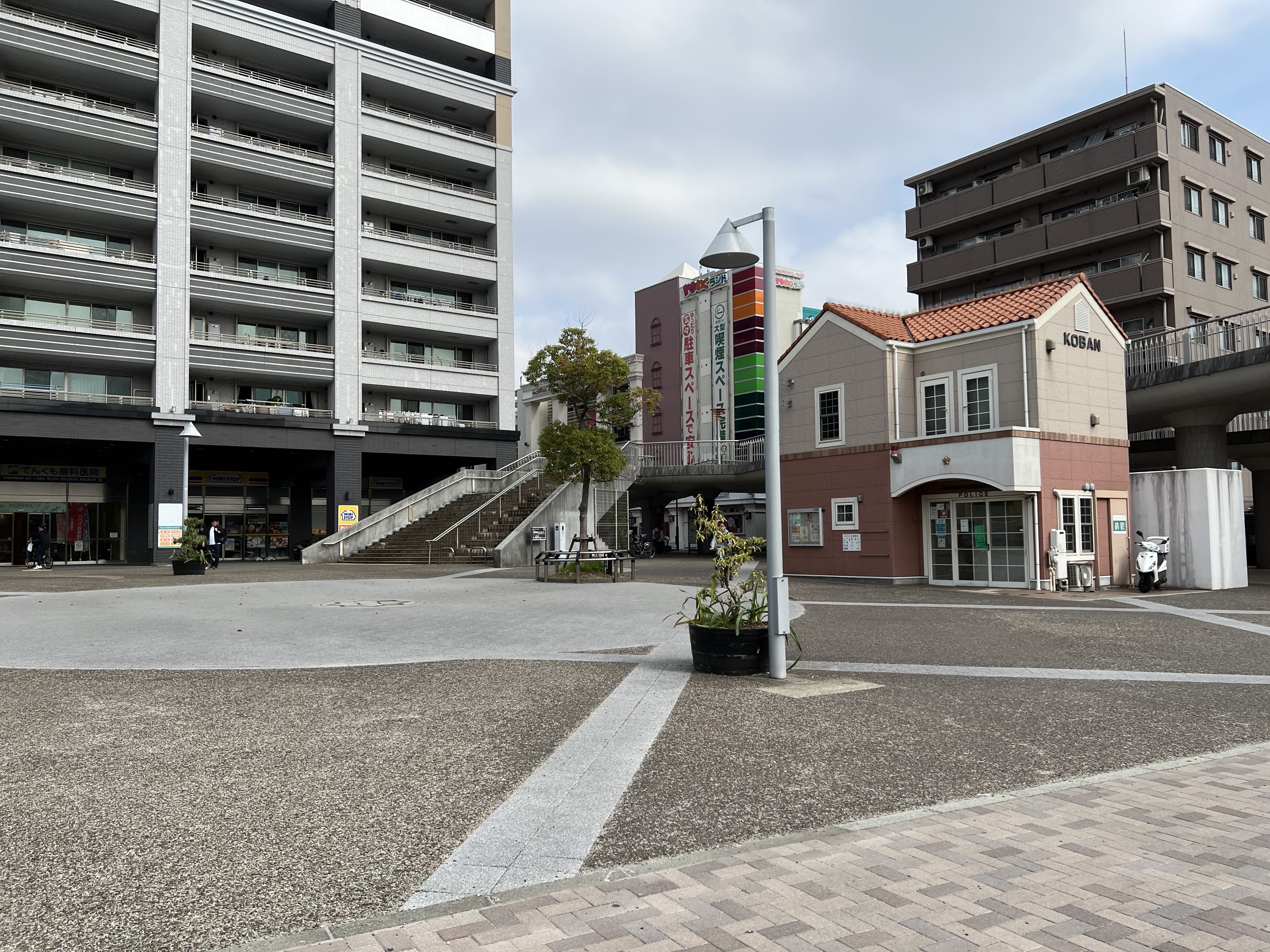 【横浜市営地下鉄グリーンライン北山田駅】各種プロモーションや物販、食物販のポップアップストアに最適な改札外イベントスペースの画像8