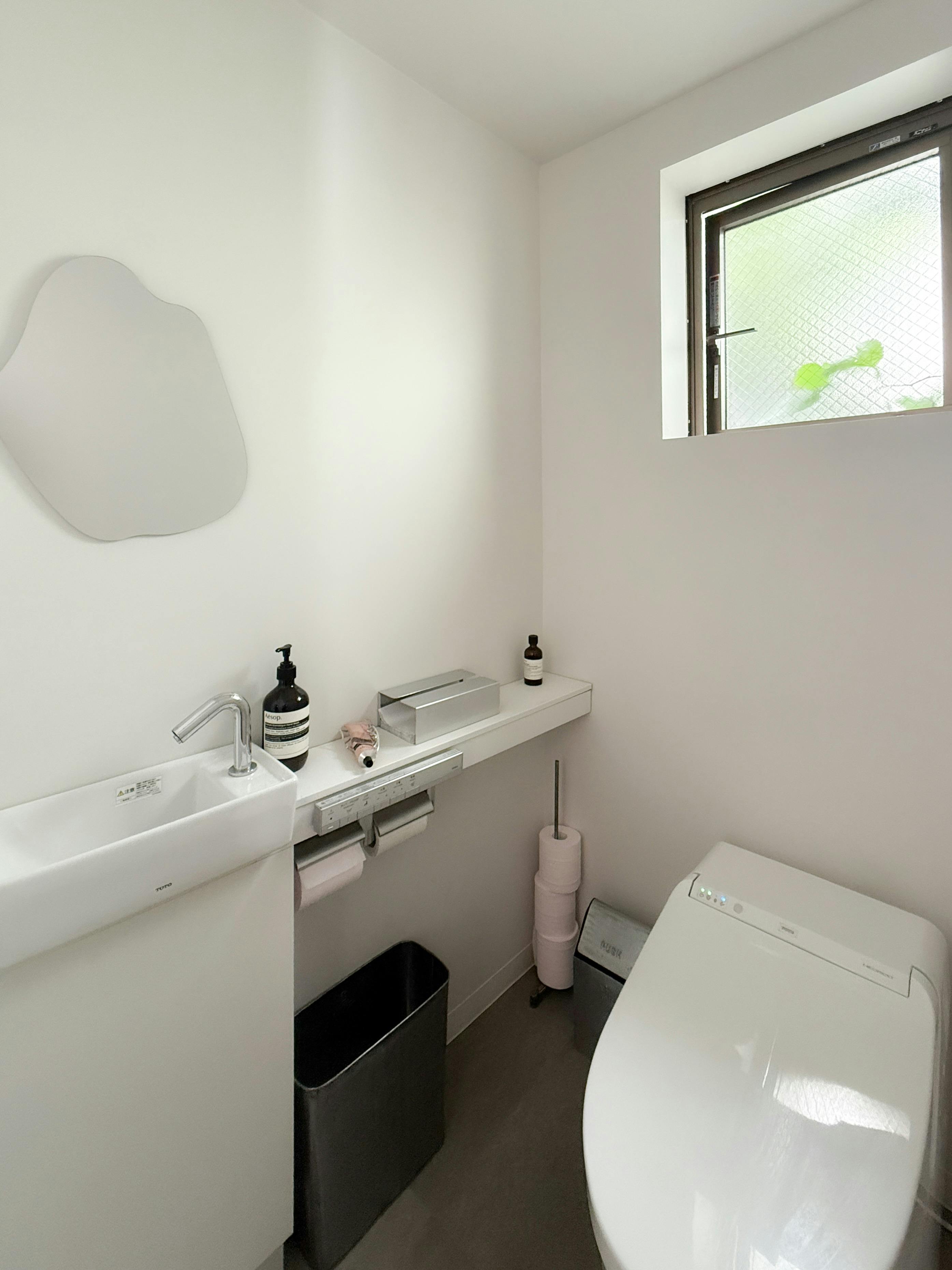 【表参道駅2分／期間限定価格】キッチン・ビアバー併設/路面ガラス張り/ポップアップ、コスメ、パーティー、展示会に最適