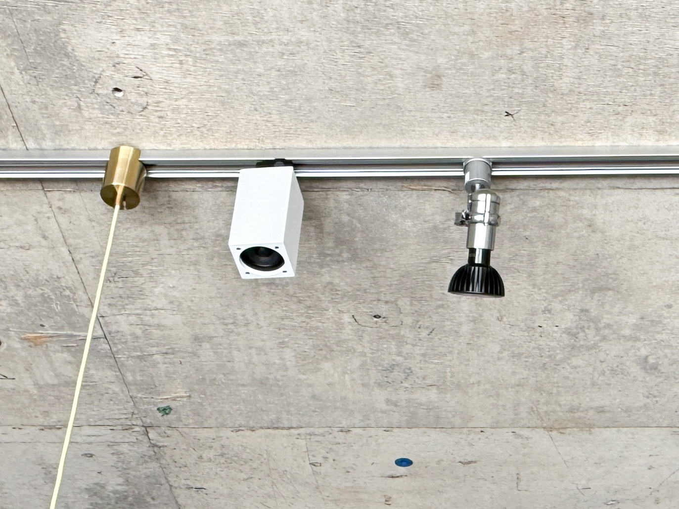 【表参道駅2分/期間限定価格】キッチン・ビアバー併設/路面ガラス張り/ポップアップ、コスメ、パーティー、展示会に最適