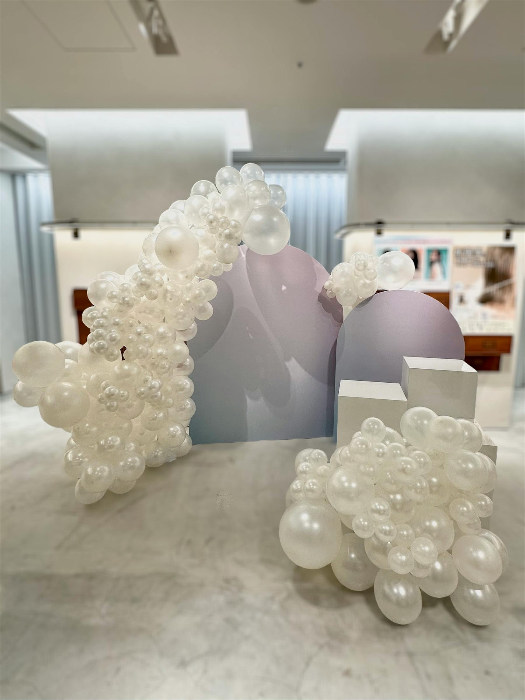 【表参道駅2分／期間限定価格】キッチン・ビアバー併設/路面ガラス張り/ポップアップ、コスメ、パーティー、展示会に最適