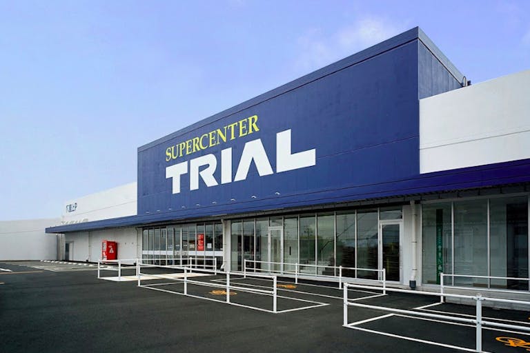 【スーパーセンタートライアル下郡店】キッチンカー(調理営業)出店限定/屋外スペースの画像1