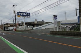 【スーパーセンタートライアル下郡店】キッチンカー(調理営業)出店限定/屋外スペース