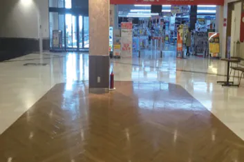 【イオンタウン茨木太田】プロモーションイベントや物産展に適した大型店舗目の前のイベントスペース(2階イベント広場B)