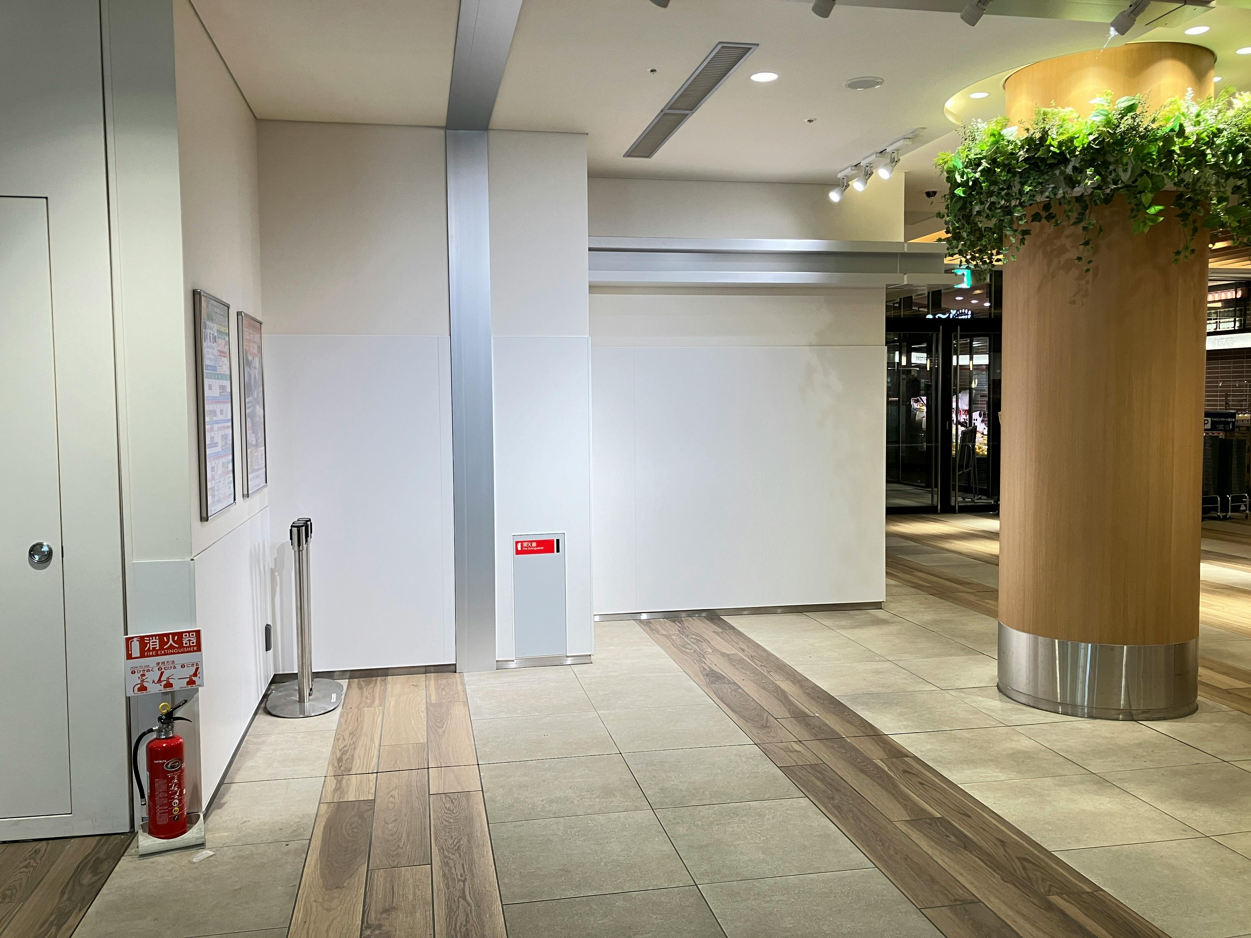 【SOCOLA武蔵小金井クロス】1階正面入り口横 物販、食物販のポップアップストアやプロモーションイベントに最適な催事イベントスペース