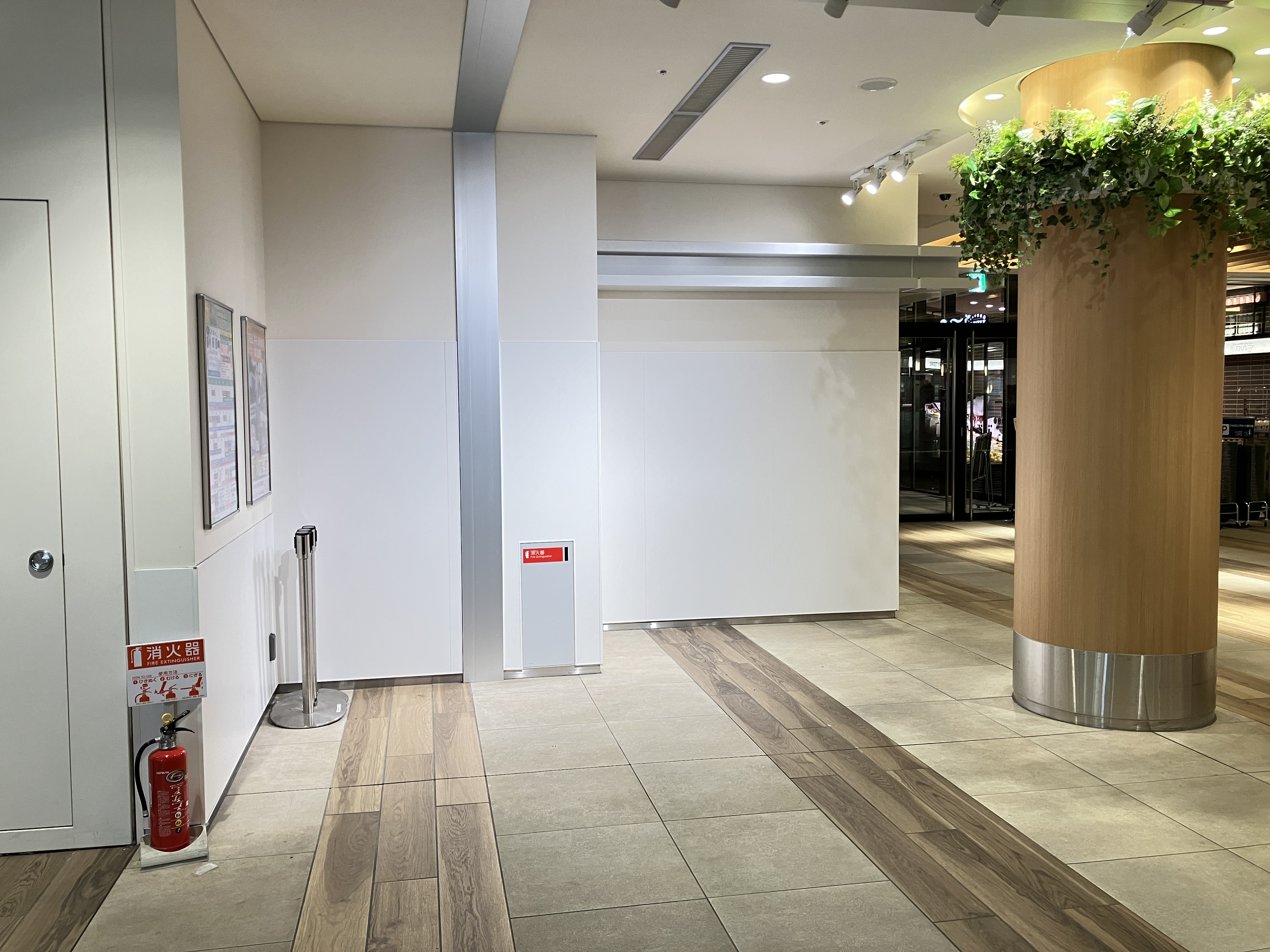 【SOCOLA武蔵小金井クロス】1階正面入り口横 物販、食物販のポップアップストアやプロモーションイベントに最適な催事イベントスペース