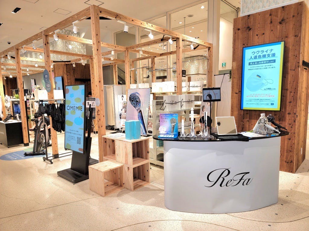 【神戸マルイ】1階カレンダリウムD07【物販・PR】エスカレーター横の好立地。専用什器やデジタルサイネージを完備。物販、体験ワークショップ、プロモーションなどに最適なスペースです。※最低利用日数7日間