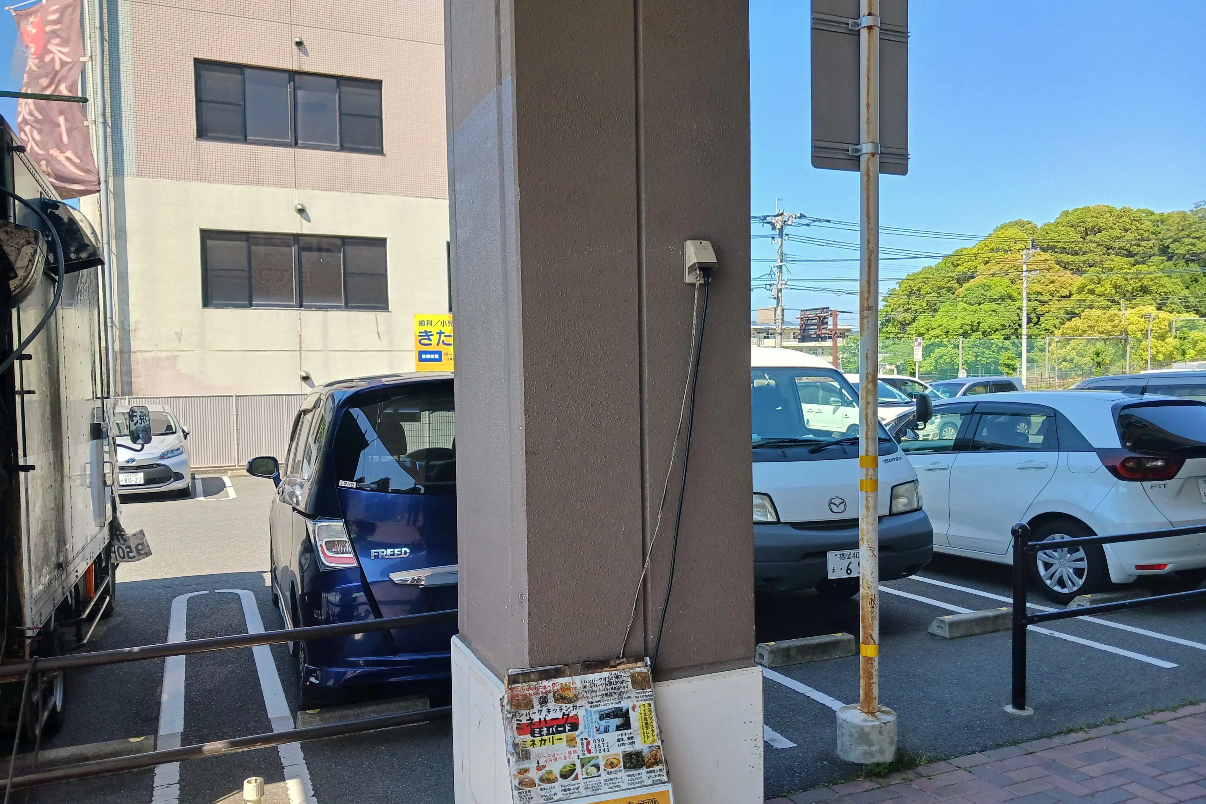 【レガネット東郷】パン屋側(宝くじ側)入口前 販促プロモーションや物販に最適なスーパー屋外催事イベントスペース