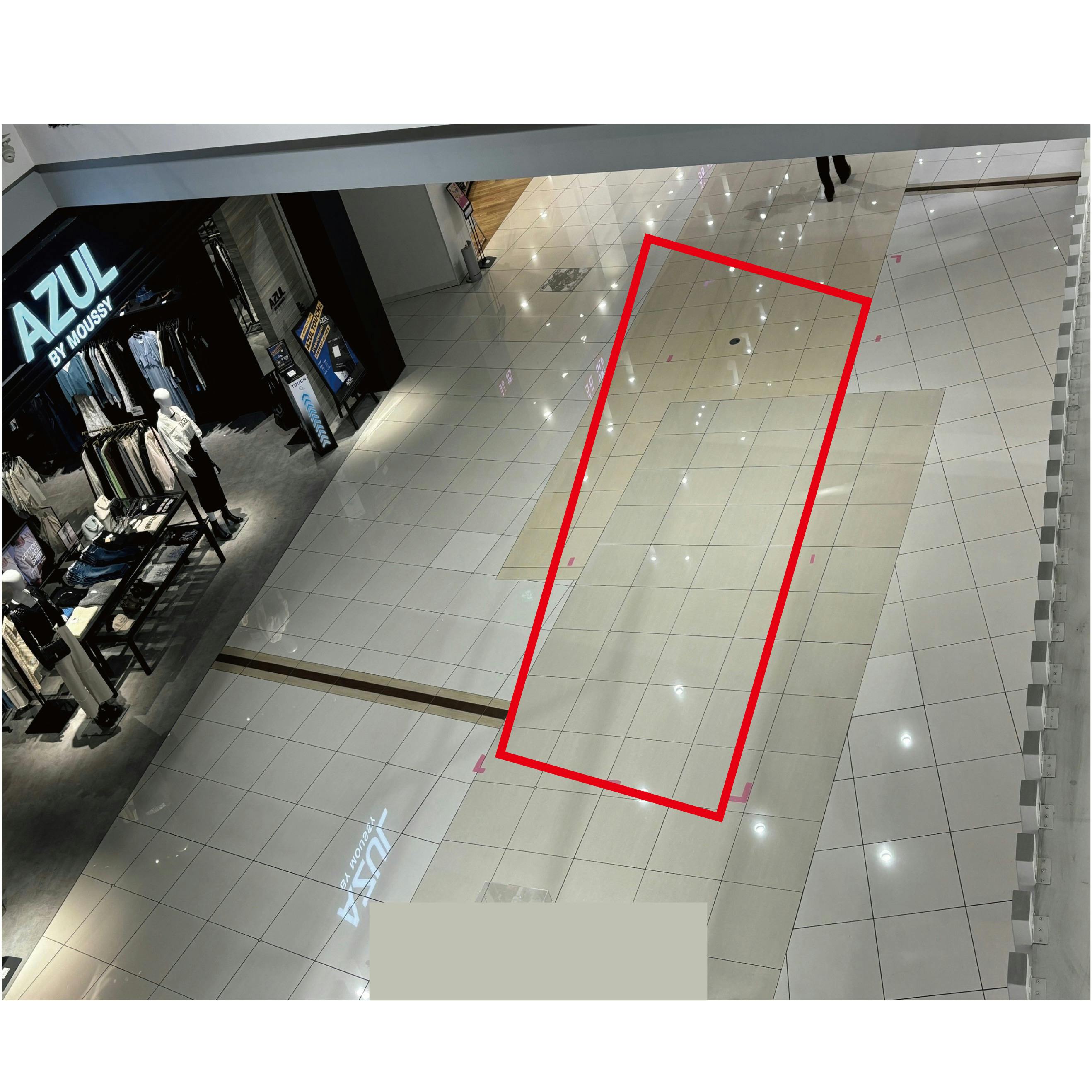 【イオンモール四條畷】AZUL前の画像