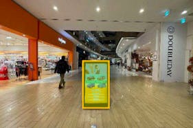 【イオンモール京都桂川】モール内広告 デジタルサイネージ(MSV)(55inc 両面)